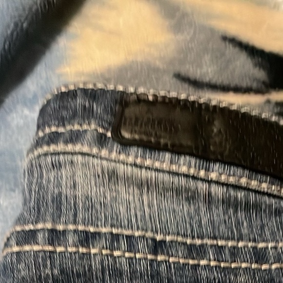 River and Rivets - Picture 1 of 2